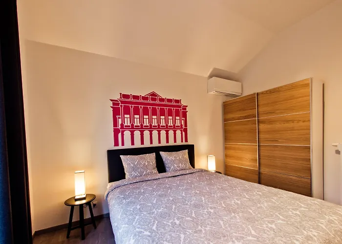 Les De Nanesse Lägenhet